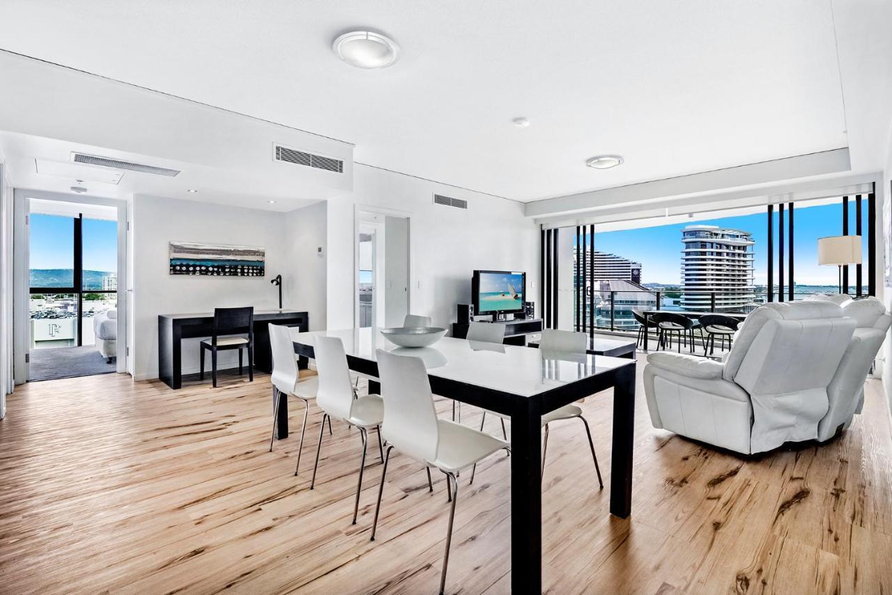 Mantra Sierra Grand Aparthotel Guldkusten Exteriör bild