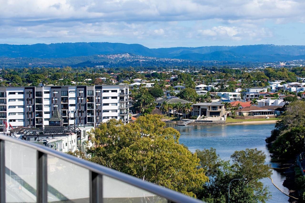 Mantra Sierra Grand Aparthotel Guldkusten Exteriör bild